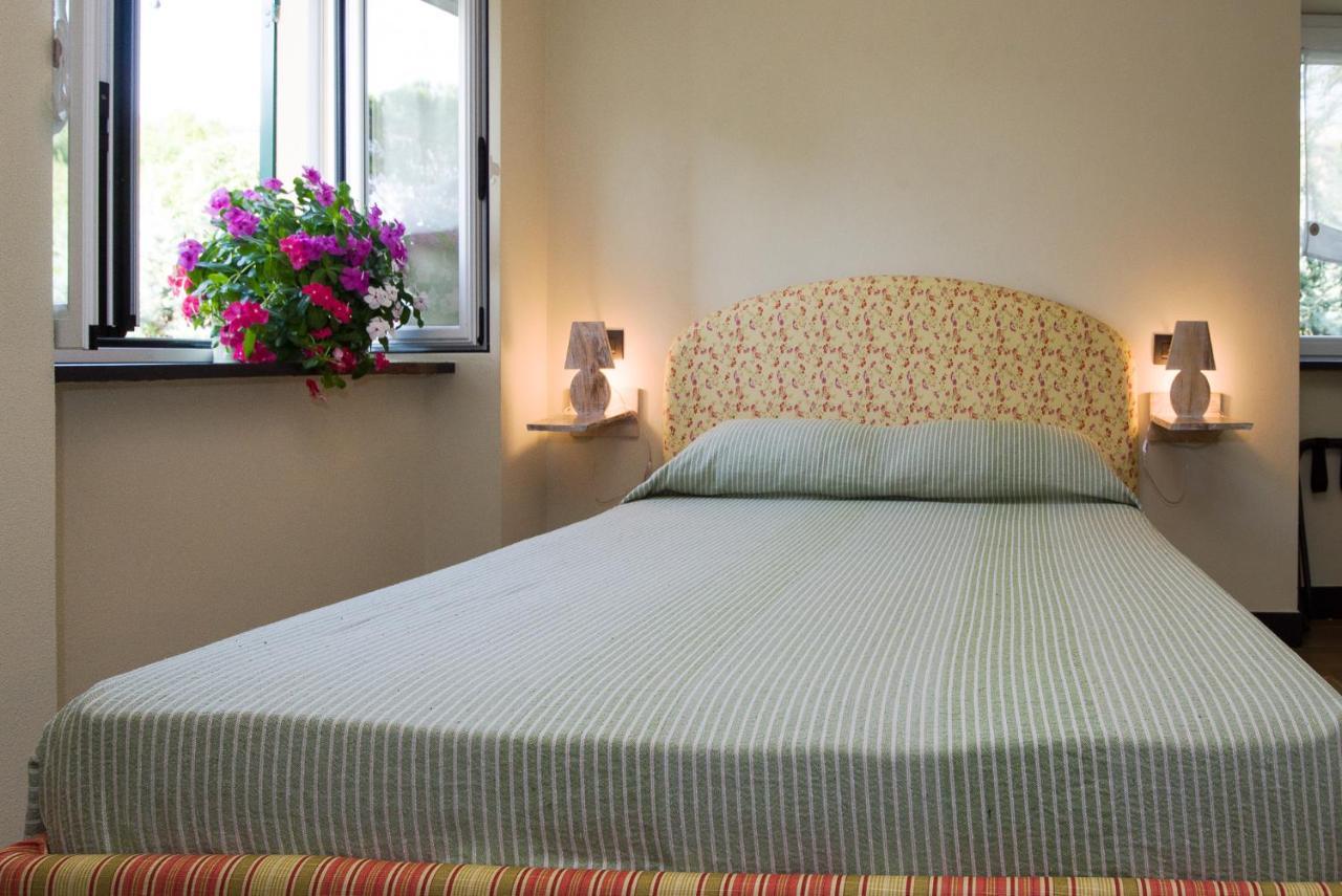 לאווניה Olivenere Agriturismo מראה חיצוני תמונה